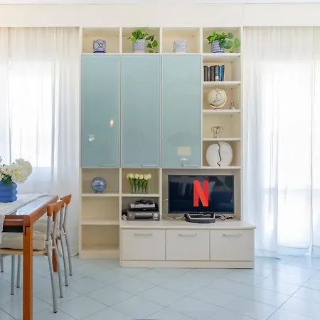 Sul Mare-5-minute Walk-free Parking Ferienhaus Marina di Pietrasanta